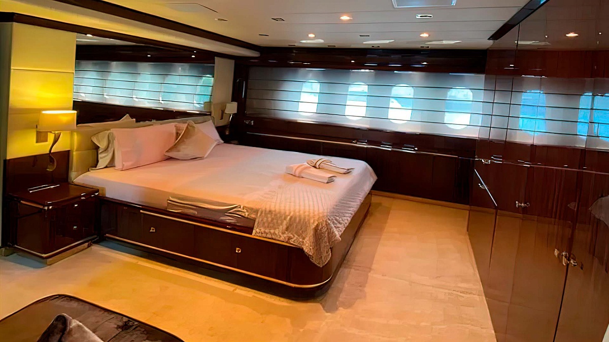 Аренда моторной яхты Leopard 105 White Pearl в Мармарисе - Турция